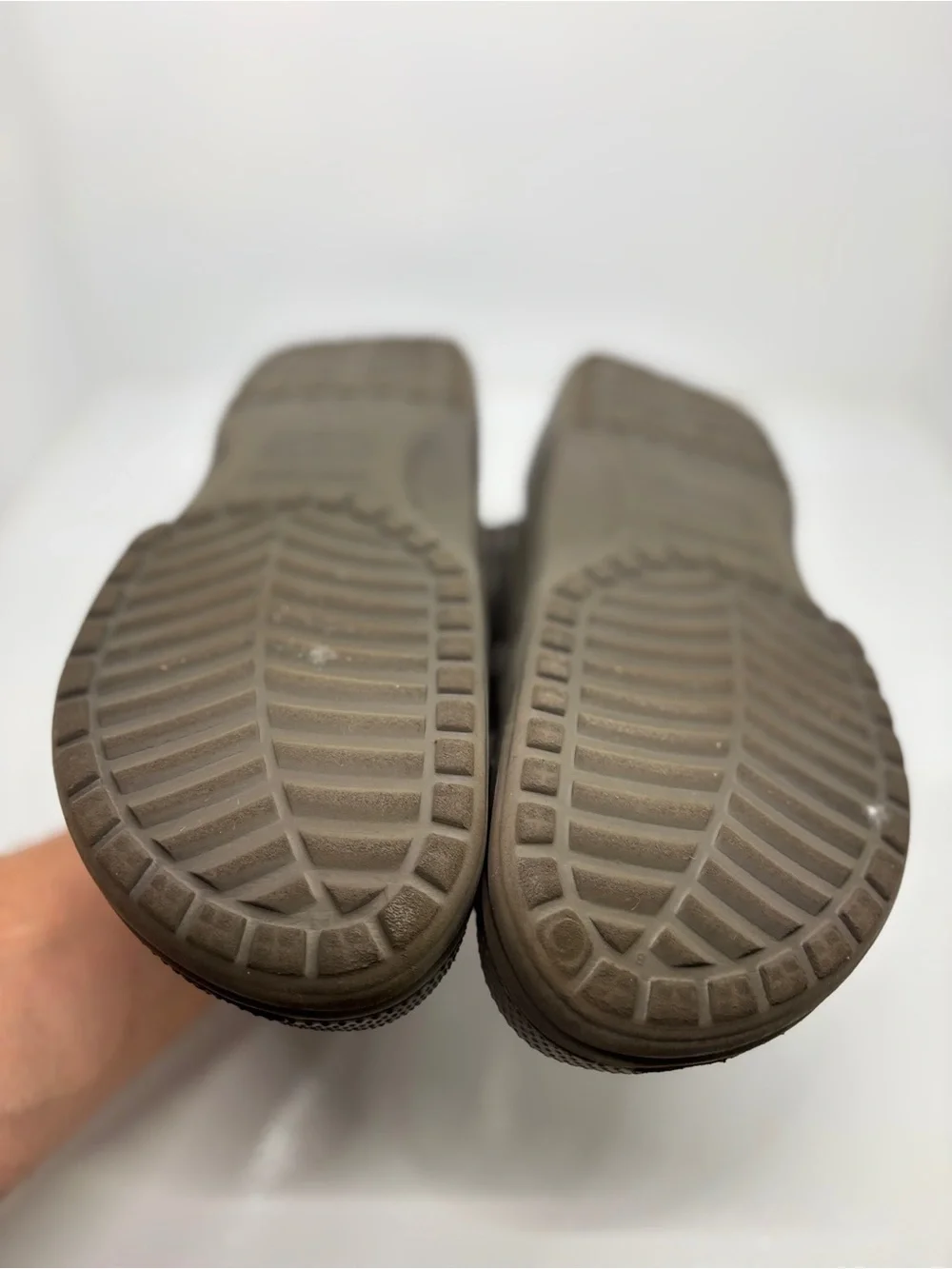 Crocs Classic Clogs Espresso Brown Men’s Size 11 Lightweight Comfort Shoes